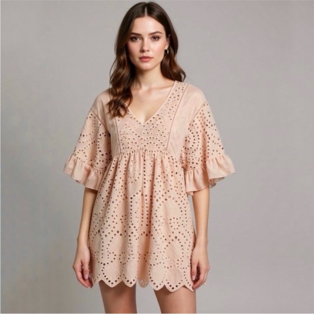Akemi + Kin Brooke Pink Eyelet Boho Scalloped Swing Dress Anthropologie Sz 2